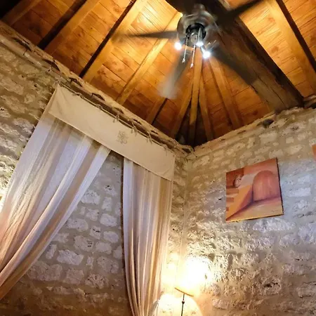 Frühstückspension Domaine Les Miquels 3*