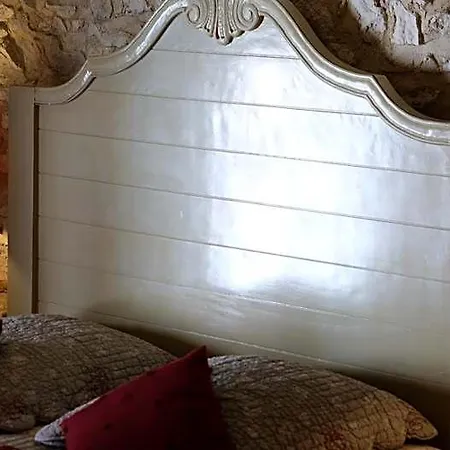 Domaine Les Miquels Bed & Breakfast