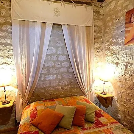 Bed & Breakfast Domaine Les Miquels 3*